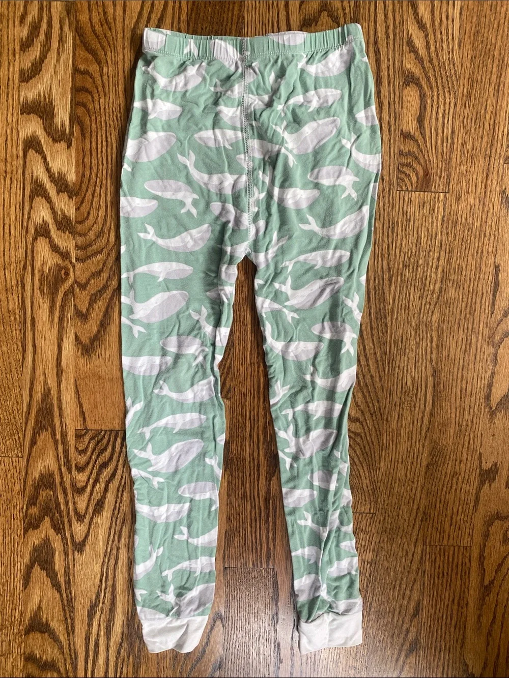Sweet Bamboo whale print two piece bamboo pajama set, size 8. Excellent cond